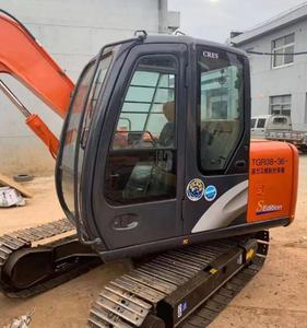 Excavadora Hitachi ZX70 Usada Original, Modelo 2010, 7 Toneladas de Peso Operativo, Maquinaria de Construcción con Bomba y PLC en Venta - Product Image 3