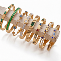 Bracelets tendance Tempusort en acier inoxydable plaqué or 18 carats avec zircon cubique géométrique et fermoir à ressort pour soirée