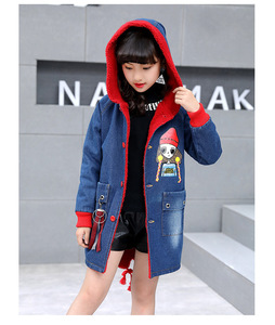 Ropa Infantil al por Mayor, Fábrica China, Nuevos Abrigos Largos de Mezclilla para Niñas, Estilo Invernal - Product Image 2