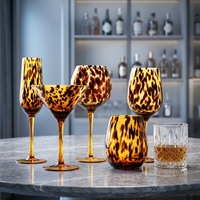 Ensemble de verrerie moderne pour mariage en verre brun, vaisselle Joy, verres à boire côtelés à pois léopard, tasse en verre faite à la main
