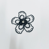 Conception personnalisée 3D Ruban Perle Papillon Passementerie Écusson Écologique Noir Fleur Ruban Accessoires de Couture Perle Broderie Dentelle