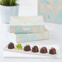 Emballage unique en papier magnétique Boîte cadeau pour enfants avec diviseur Boîtes en carton à chocolat de mariage personnalisées
