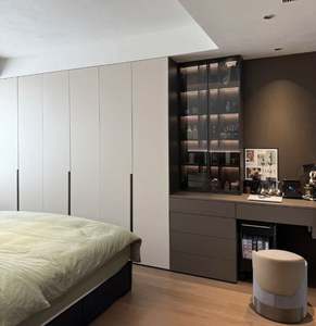 Clóset Moderno Personalizado de Primera Calidad, Armario Empotrado de Lujo con Partición de Vidrio e Iluminación LED para Apartamento, Villa o Casa - Product Image 3