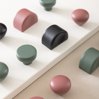Boutons de meuble en bois massif de couleur Maillard à trou unique personnalisés, poignées peintes au four pour armoire, tiroir nordique, poignées de porte colorées