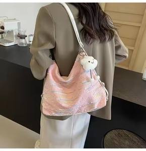 THK0519 Sac de messager à double usage de grande capacité à la mode Sac mignon étanche Sac à bandoulière polyvalent - Product Image 4