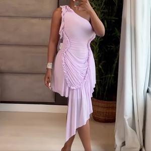 Robes asymétriques à épaules dénudées et volants, couleur unie, nouvelle collection pour femmes, tendance - Product Image 3