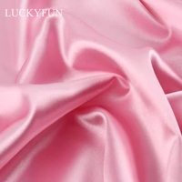 Tissu en satin de couleur claire soie élastique printemps/été robe en satin pyjamas doublure tissu tissé 100% polyester léger teint