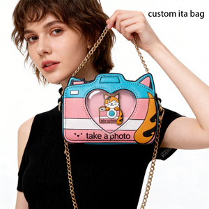Sac bandoulière personnalisé en forme d'appareil photo, design mignon avec oreilles de chat, en cuir PU, avec chaîne, pour les fans d'anime - Product Image 1