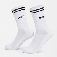 Chaussettes de sport personnalisées de haute qualité avec logo pour femmes, hommes et enfants, en coton, respirantes, tricotées, fabricant OEM