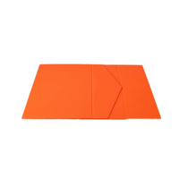 Boîte cadeau en carton noir magnétique pliable de luxe personnalisée, gaufrage, matériaux recyclés, doublure en éponge, finition mate