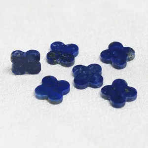 Pierres de trèfle Lapis-lazuli Pierre naturelle de trèfle à quatre feuilles Pierre de trèfle à quatre feuilles Lapis-lazuli naturel de haute qualité