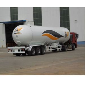 Semi-remorque diesel de transport de pétrole 6x4 neuve de haute qualité avec réservoir de plus de 30 000 L - Product Image 2