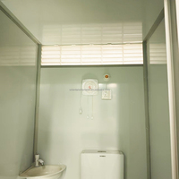 Toilettes mobiles préfabriquées modernes en acier, douche publique extérieure pour écoles, parcs, salles de bain, panneaux sandwich