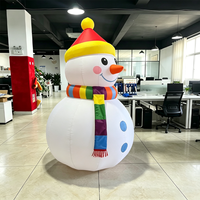 Grand bonhomme de neige gonflable avec écharpe arc-en-ciel, décoration de Noël en tissu Oxford, résistant à l'eau et au soleil, installation facile pour l'extérieur