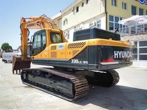 รถขุดตีนตะขาบมือสองจากเกาหลี รุ่น Hyundai HX220HD เครื่องยนต์ Yanmar ประสิทธิภาพสูง ปั๊มเกียร์ ลูกปืน มอเตอร์ ปี 2023 - Product Image 2
