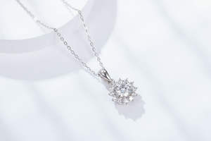 Bijoux de luxe en argent sterling motif tournesol, design élégant, avec charme exquis 1CT 2CT - Product Image 2