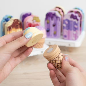 ครัวไม้สำหรับเด็กเล่นสมมติที่พวกเขาสามารถขายไอศกรีมและสร้างของเล่นเพื่อการศึกษา - Product Image 4