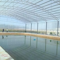 Poulailler mobile Hangar à poulets de chair Maison mobile en plastique Verre Serre agricole pour l'élevage de volailles et de poulets