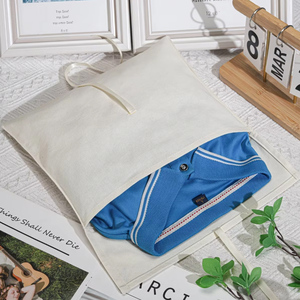 Pochette personnalisée imprimée en PU écologique et recyclable avec rabat pour emballage cadeau - Product Image 6