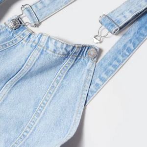 Salopette en jean bleu clair vintage style boyfriend pour femme - Product Image 5