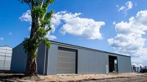 Hangar Agricole <span class=keywords><strong>en</strong></span> Acier 20M x 40M – Structure Métallique Préfabriquée au Design Moderne pour Entrepôt, Supermarché, Ferme – Installation <span class=keywords><strong>Rapide</strong></span> - Product Image 2