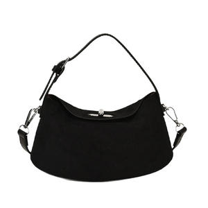 กระเป๋าสะพายไหล่แฟชั่นผู้หญิง หนัง PU กระเป๋าสะพายข้าง กระเป๋าถือดีไซน์เนอร์ กระเป๋าถือใต้วงแขนสำหรับสุภาพสตรี - Product Image 6