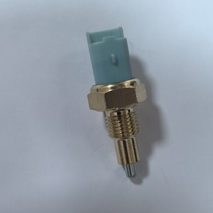 Interruptor Térmico Renault 8200209496 para Luz de Reversa, Pieza de Repuesto - Product Image 1
