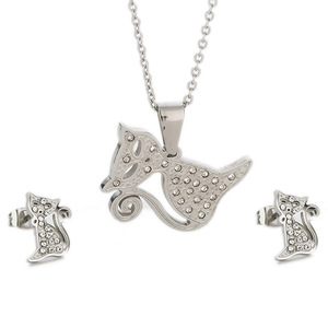 Parure Collier et Boucles d'Oreilles Thème Chat Mignon en Alliage de Zinc Doré avec Sertissage Griffe, Bijoux de Soirée pour Femme - Product Image 2