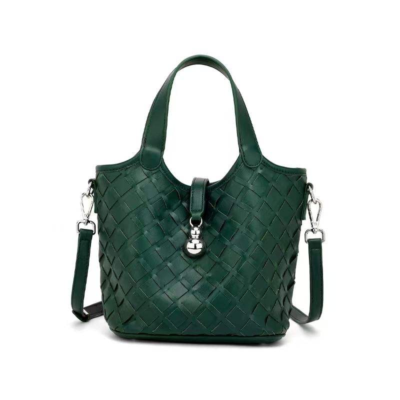 สีเขียว