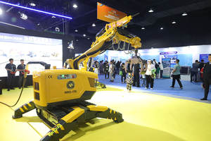 1年間の保証およびベアリング部品を備えた建設工事用電気リモコン解体ロボット - Product Image 5