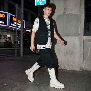 Stivali al ginocchio da <span class=keywords><strong>uomo</strong></span> personalizzati in vera pelle bianco crema con lacci e cerniera, suola spessa e punta tonda - Product Image 5