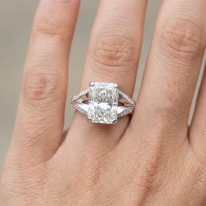 แหวนเพชรแพลตตินั่มแฟชั่นสำหรับผู้หญิง เครื่องประดับหรูหรา ดีไซน์คลาสสิกทันสมัย เหมาะสำหรับงานหมั้นและสวมใส่ในชีวิตประจำวัน - Product Image 3