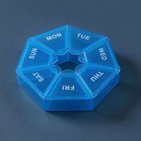 Boîte de rangement pour pilules miniature, mignonne, résistante aux enfants, avec logo personnalisé, multicolore, pour voyages, organisateur quotidien/hebdomadaire, 7 jours, vente en gros