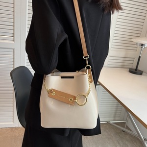 Sacs à bandoulière en cuir PU de haute qualité, tendance et à la mode, sacs fourre-tout de luxe pour femmes, nouveautés très demandées - Product Image 2