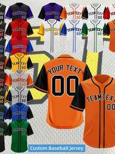 名前と背番号が入ったオリジナルデザインの野球ユニフォーム。 カスタム野球ユニフォーム - Product Image 2