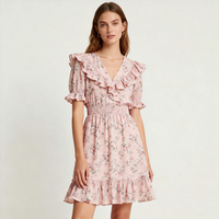 Nouvelle arrivée, robe courte d'été à col en V, à volants floraux, à manches courtes, à taille smockée pour femmes