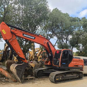 Excavatrice d'occasion originale coréenne Excavatrice hydraulique sur chenilles 20 tonnes Doosan DX225 DX220 DX200 Excavatrice Doosan 20 tonnes 22 tonnes d'occasion - Product Image 2