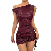 Robe Courte en Similicuir PU pour Femme, Modèle Sexy à Épaules Dénudées, avec Cordon de Serrage et Fronces, Idéale pour Soirées et Clubs, Conception Personnalisée par le Fabricant