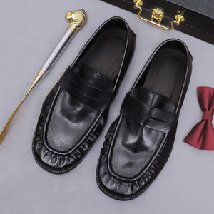 Mocasines retro de cuero para hombre, estilo nostálgico, sin cordones, de tacón bajo, de cuero vaquero lavado, ligeros. - Product Image 6