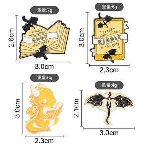 Offre Spéciale Halloween : Ensemble de Broches en Émail <span class=keywords><strong>Dragon</strong></span> Noir et Livre, Broche <span class=keywords><strong>Dragon</strong></span> Lecteur, Décoration de Sac à Dos pour Amateurs de Livres, en Métal Coulé - Product Image 5