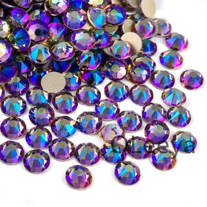 Oleeya Premium Cristales de Strass de Vidrio de 16 Facetas con Base Dorada, Sin Fijación en Caliente, para Vasos, Bikinis y Vestidos - Product Image 3
