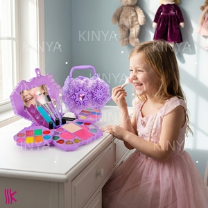 Set de Juguetes Cosméticos de Plástico Ecológico, Kit de <span class=keywords><strong>Maquillaje</strong></span> Lavable y Portátil, Maleta Colorida con Diseño de Copo de Nieve para Niñas, Juego de Imitación de Princesa - Product Image 4
