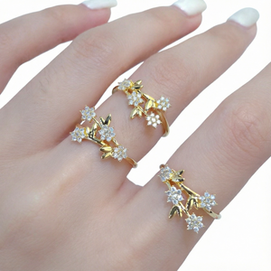 Bague cocktail ouverte en forme de cœur plaquée or 14 carats avec zircon et pierre de naissance d'avril pour femme, bijou tendance, cadeau de fête - Product Image 1