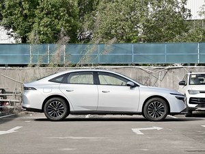 Nuova Uscita 2026 <span class=keywords><strong>Nissan</strong></span> N6 180Max Ibrida Plug-in, Auto Elettrica di Lusso a 5 Posti ad Alta Efficienza e Vendita Rapida - Product Image 6