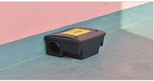 Lockable Rat Bait Station, Heavy Duty Plastic Rodent Trap Box with Key, Indoor Outdoor Pest Control - Product Image 5