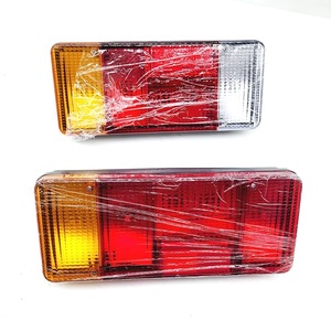 Feux arrière pour <span class=keywords><strong>Iveco</strong></span> <span class=keywords><strong>Daily</strong></span>, feux arrière combinés 4808772 4808773 - Product Image 1