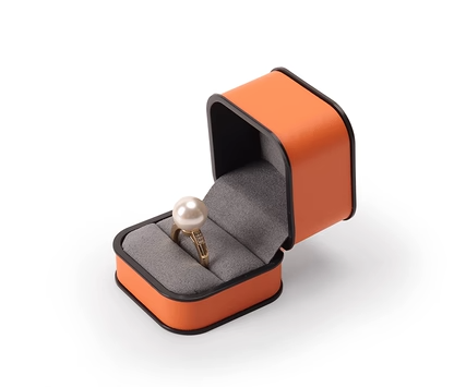 แหวนสีส้ม