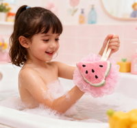 Éponge de bain exfoliante en forme de pastèque avec filet en PE pour le nettoyage du corps 12x9.5x5cm Enfants et adultes