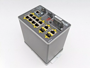 Commutateur Ethernet industriel série 2000 IE-2000-8TC-G-B avec 8 ports cuivre FE et 2 liaisons montantes GE - Product Image 4