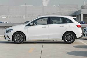 <span class=keywords><strong>Mercedes</strong></span>-<span class=keywords><strong>Benz</strong></span> <span class=keywords><strong>Classe</strong></span> <span class=keywords><strong>B</strong></span> 2020 B180 Euro VI Turbo Berline Pneus R17 Conduite à Gauche Voiture d'occasion Essence Premium Automatique TPMS Vitesse Maximale - Product Image 2